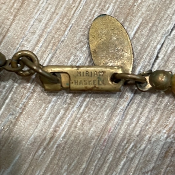 Vintage Miriam Haskell carved elephant necklace - Picture 10 of 12